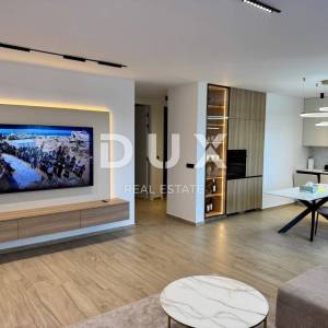 ZADAR, PETRČANE - Luksuzno namješten penthouse s pogledom na more