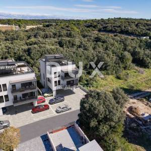 ZADAR, PETRČANE - Moderan stan s vrtom u izgradnji Z2 S1