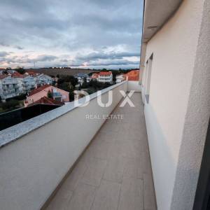 ZADAR, PETRČANE - Nevjerojatna 3 stana u jednom drugi red do mora! Prilika za investiciju!