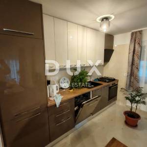 ZADAR, PETRČANE - Nevjerojatna 3 stana u jednom drugi red do mora! Prilika za investiciju!