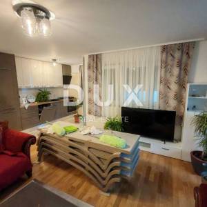 ZADAR, PETRČANE - Nevjerojatna 3 stana u jednom drugi red do mora! Prilika za investiciju!