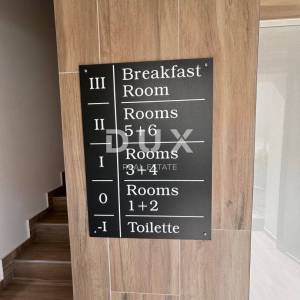 ZADAR, PLOVANIJA - Hotel s 4 zvjezdice i uhodanim turističkim poslovanjem