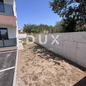 ZADAR, PLOVANIJA - Stan s vrtom u izgradnji S2