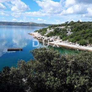 ZADAR, POSEDARJE - Hotel prvi red do mora! - Ekskluzivna lokacija!