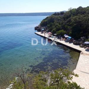 ZADAR, POSEDARJE - Hotel prvi red do mora! - Ekskluzivna lokacija!