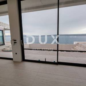 ZADAR, POSEDARJE - Očaravajuća prizemna vila s panoramskim pogledom na more!