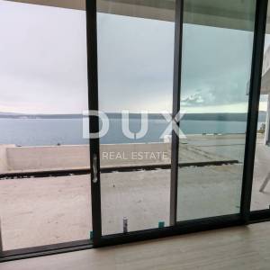 ZADAR, POSEDARJE - Očaravajuća prizemna vila s panoramskim pogledom na more!
