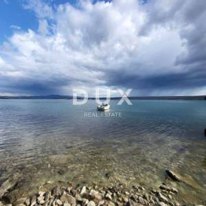 ZADAR, POSEDARJE - Prekrasna kuća s direktnim pristupom moru!