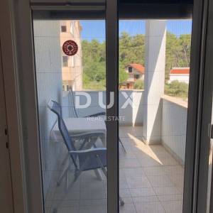 ZADAR, POSEDARJE - Renovirani apartman s pogledom na more