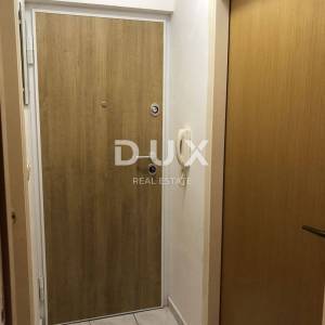 ZADAR, POSEDARJE - Renovirani apartman s pogledom na more