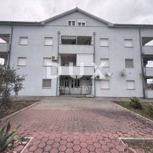 ZADAR, POSEDARJE - Renovirani apartman s pogledom na more