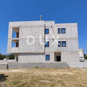 ZADAR, PRIVLAKA - Ekskluzivna Prilika za Luksuzan Život Uz Plažu u Modernoj Novogradnji! S2