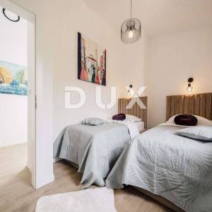 ZADAR, PRIVLAKA - Luksuzna kamena vila s grijanim bazenom