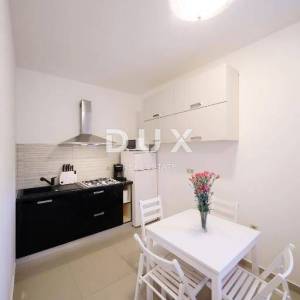 ZADAR, PRIVLAKA - Luksuzna vila s bazenom