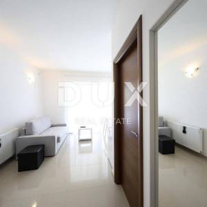 ZADAR, PRIVLAKA - Luksuzna vila s bazenom