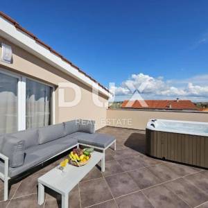 ZADAR, PRIVLAKA - Luksuzna vila s bazenom