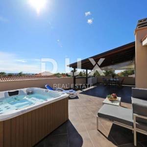 ZADAR, PRIVLAKA - Luksuzna vila s bazenom