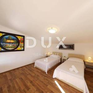 ZADAR, PRIVLAKA - Luksuzna vila s bazenom