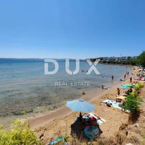 ZADAR, PRIVLAKA - Luksuzni stan s krovnom terasom, jacuzzijem i pogledom na more – samo 70 m od plaže! S5