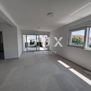 ZADAR, PRIVLAKA - Moderan stan na 130m od mora, S4