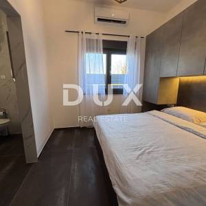 ZADAR, PRIVLAKA - Moderna prizemnica s bazenom
