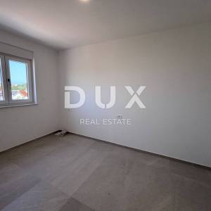 ZADAR, PRIVLAKA - Penthouse na 130m od mora S5