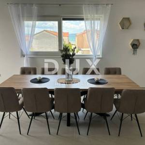 ZADAR, PRIVLAKA - Penthouse na 130m od mora