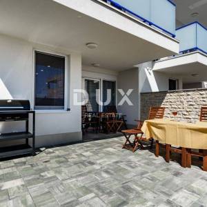 ZADAR, PRIVLAKA - Vaša vila iz snova: pogled na more, jacuzzi na krovu i samo 100 m do plaže ! R5