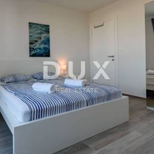 ZADAR, PRIVLAKA - Vaša vila iz snova: pogled na more, jacuzzi na krovu i samo 100 m do plaže ! R5