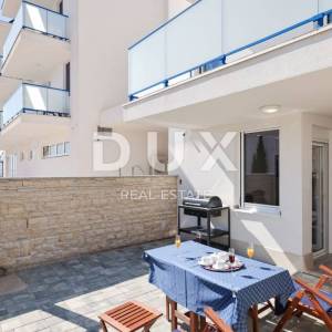 ZADAR, PRIVLAKA - Vaša vila iz snova: pogled na more, jacuzzi na krovu i samo 100 m do plaže ! R4
