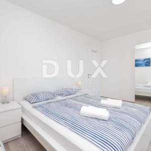 ZADAR, PRIVLAKA - Vaša vila iz snova: pogled na more, jacuzzi na krovu i samo 100 m do plaže ! R4