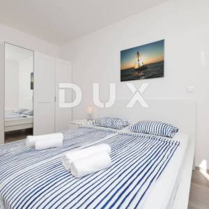 ZADAR, PRIVLAKA - Vaša vila iz snova: pogled na more, jacuzzi na krovu i samo 100 m do plaže ! R4