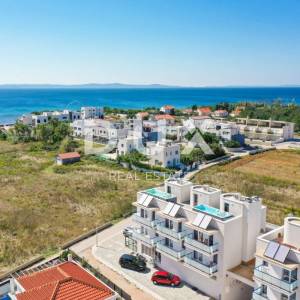 ZADAR, PRIVLAKA - Vaša vila iz snova: pogled na more, jacuzzi na krovu i samo 100 m do plaže ! R4