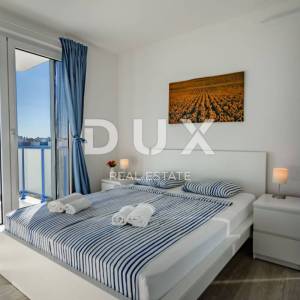 ZADAR, PRIVLAKA - Vaša vila iz snova: pogled na more, jacuzzi na krovu i samo 100 m do plaže ! R3