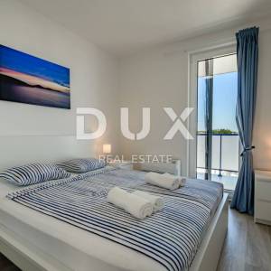 ZADAR, PRIVLAKA - Vaša vila iz snova: pogled na more, jacuzzi na krovu i samo 100 m do plaže ! R3