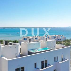 ZADAR, PRIVLAKA - Vaša vila iz snova: pogled na more, jacuzzi na krovu i samo 100 m do plaže ! R2