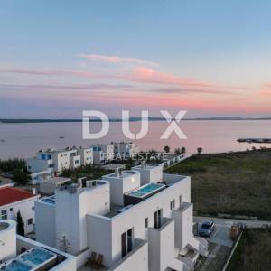 ZADAR, PRIVLAKA - Vaša vila iz snova: pogled na more, jacuzzi na krovu i samo 100 m do plaže! R1
