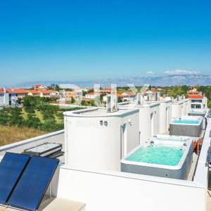 ZADAR, PRIVLAKA - Vaša vila iz snova: pogled na more, jacuzzi na krovu i samo 100 m do plaže! R1