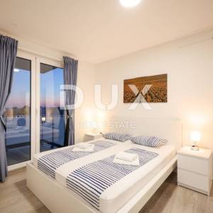 ZADAR, PRIVLAKA - Vaša vila iz snova: pogled na more, jacuzzi na krovu i samo 100 m do plaže! R1