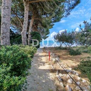 ZADAR, PRIVLAKA - Vrhunska novogradnja 70 metara od mora s privatnim putem do plaže! S6