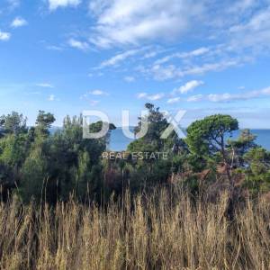 ZADAR, PRIVLAKA - Vrhunski penthouse s grijanim bazenom na krovnoj terasi! S6