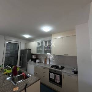 ZADAR, RELJA – Ekskluzivan stan s dva garažna mjesta, Dugoročni najam!