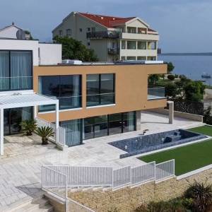 ZADAR, RTINA - Impresivna luksuzna vila pokraj mora