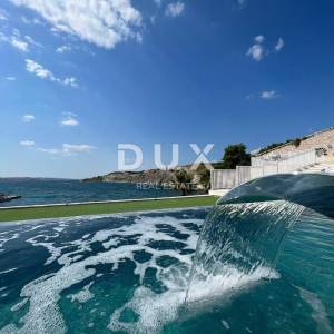 ZADAR, RTINA - Impresivna luksuzna vila pokraj mora