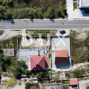 ZADAR, RTINA - Prostrana kuća s impresivnim pogledom na more