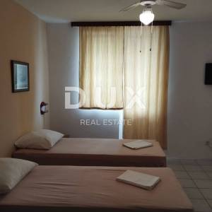 ZADAR, SABUNIKE - Hotel 200 metara od mora! Uhodan posao! Prilika za investiciju!