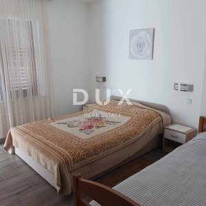 ZADAR, SABUNIKE - Kuća sa 6 apartmana - Prilika za investiciju!