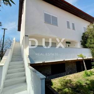 ZADAR, SABUNIKE - Prostrana apartmanska kuća s velikom okućnicom