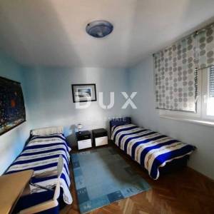 ZADAR, SABUNIKE - Prostrana apartmanska kuća s velikom okućnicom