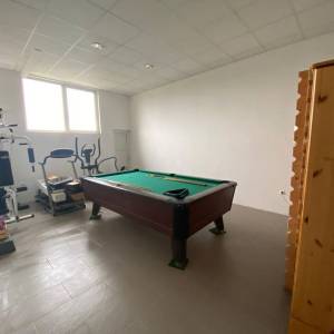 ZADAR, SMILJEVAC - Prostrana renovirana kuća s garažom